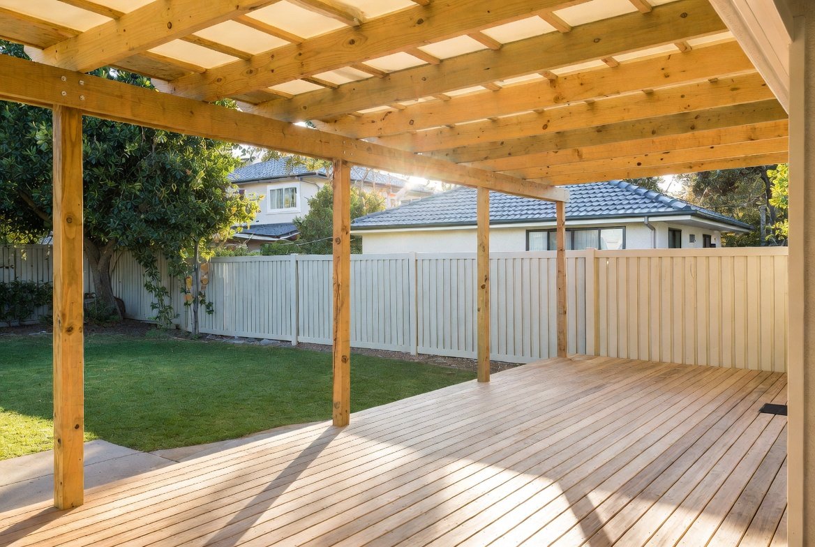Fence and carpentry work Auckland